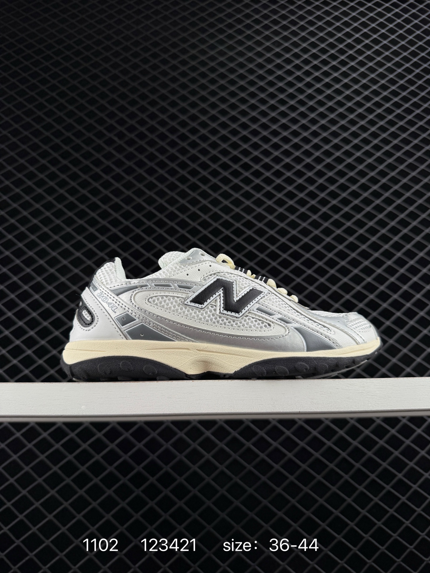 New Balance 204 New Balance 204